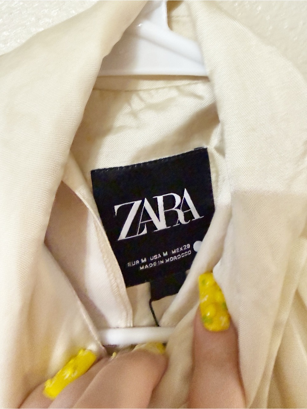 Zara Satin Bomber Bubble Voluminous Satin Puffed Cream Ivory Jacket size medium - Picture 16 of 16
